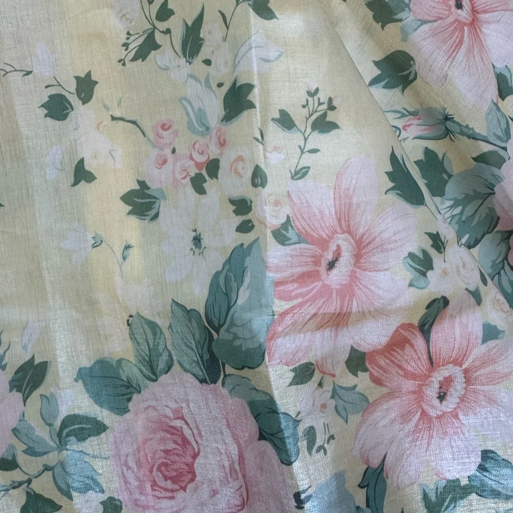 Selkie Paper Doll Fantasy Floral A-Line Skirt in Pale Yellow and Pink Size XS